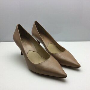 Michael Kors Beige 2.5 Inch Heels Size‎ 8M